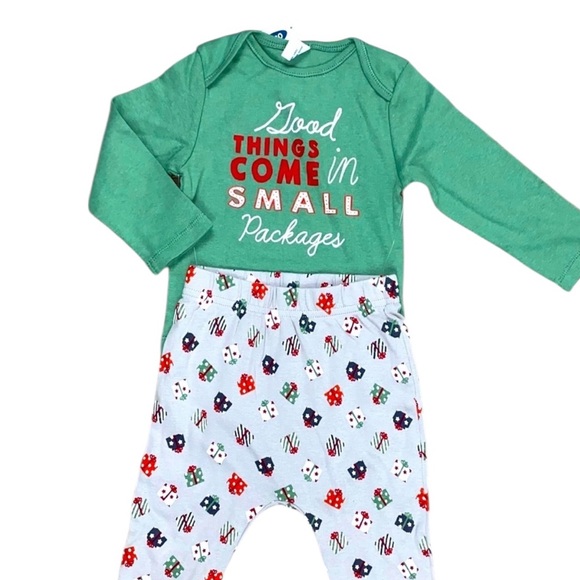NWT Old Navy Christmas Bodysuit Matching Set 12-18 - Picture 2 of 9